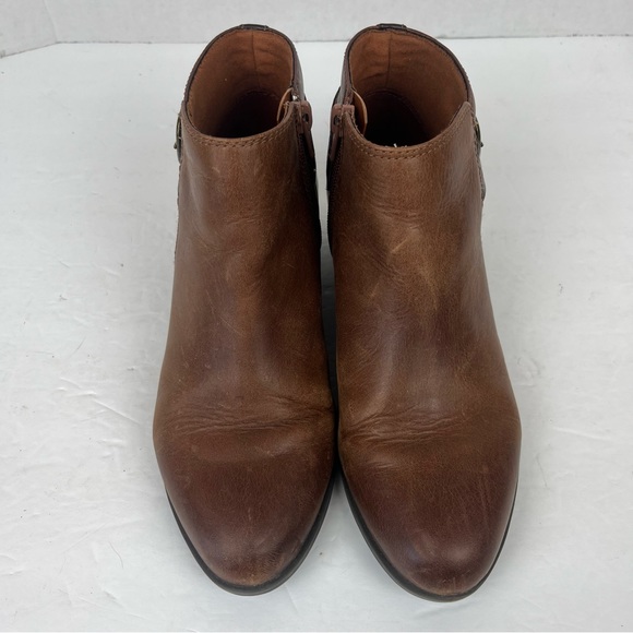 Clarks brown ankle boots in Women’s 7 - Picture 2 of 12